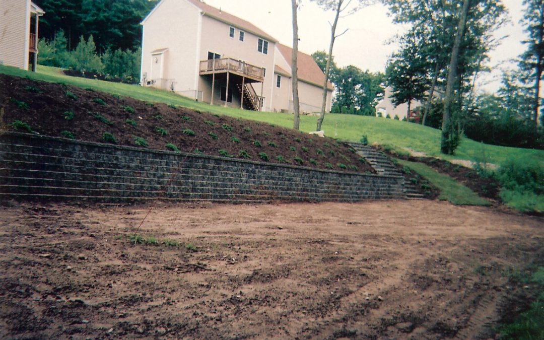East Longmeadow, Springfield, MA – Retaining Wall Construction – Stone Decorative Walls